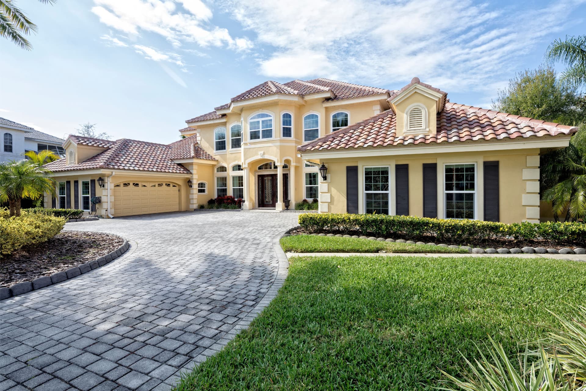 Blog post The Benefits of Paver Driveways and Walkways image