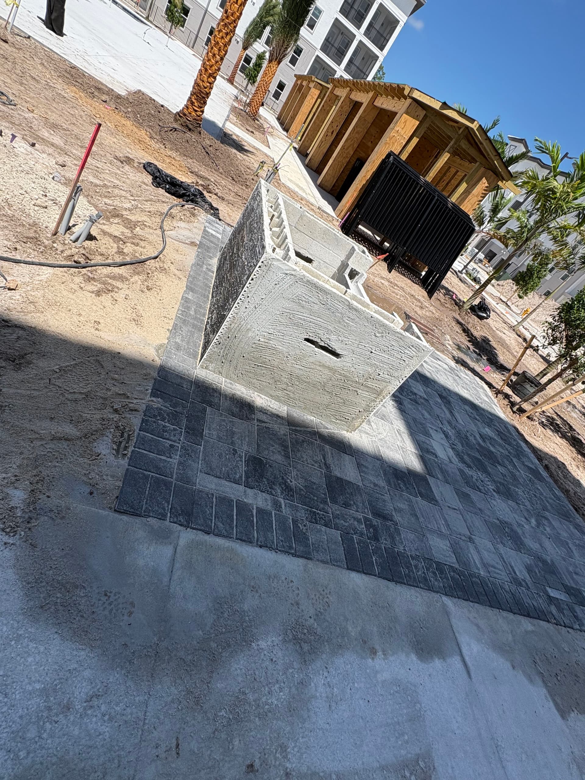 Gallery photos for Grill Patio Paver Install for a Naples Contractor: Image #7